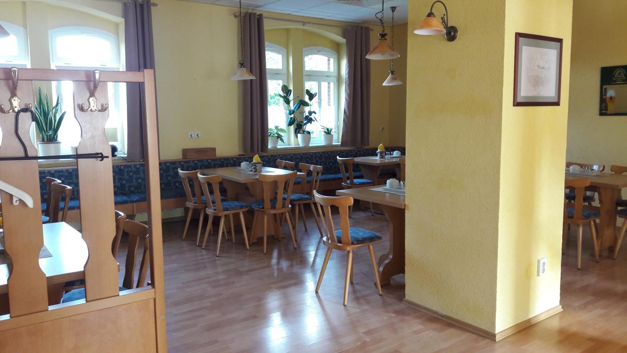 Gasthof Zum Alten Schulmeister Harra Exterior photo