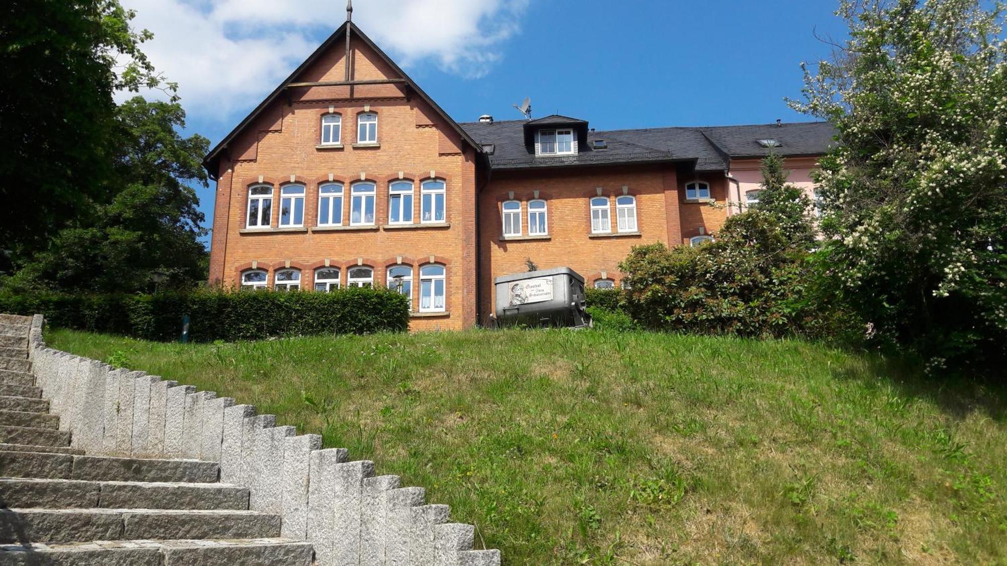 Gasthof Zum Alten Schulmeister Harra Exterior photo